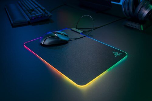 Razer Firefly V2 Hard Surface Mouse Mat with Chrom.2-preview.jpg